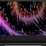 Razer Blade 18 (RZ09-0484UFH4-R3F1) - Intel Core i9-13950HX - RTX 4090 - 32 Go RAM - SSD 1 To - QHD+ 240Hz